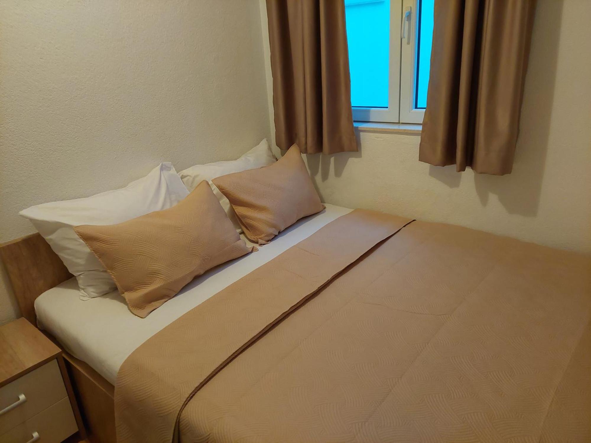 Royal Apartments Neum Bagian luar foto